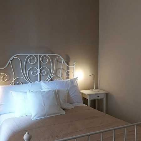 Casa Monchieri Lägenhet Marone Exteriör bild