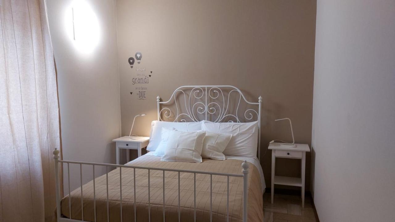 Casa Monchieri Lägenhet Marone Exteriör bild