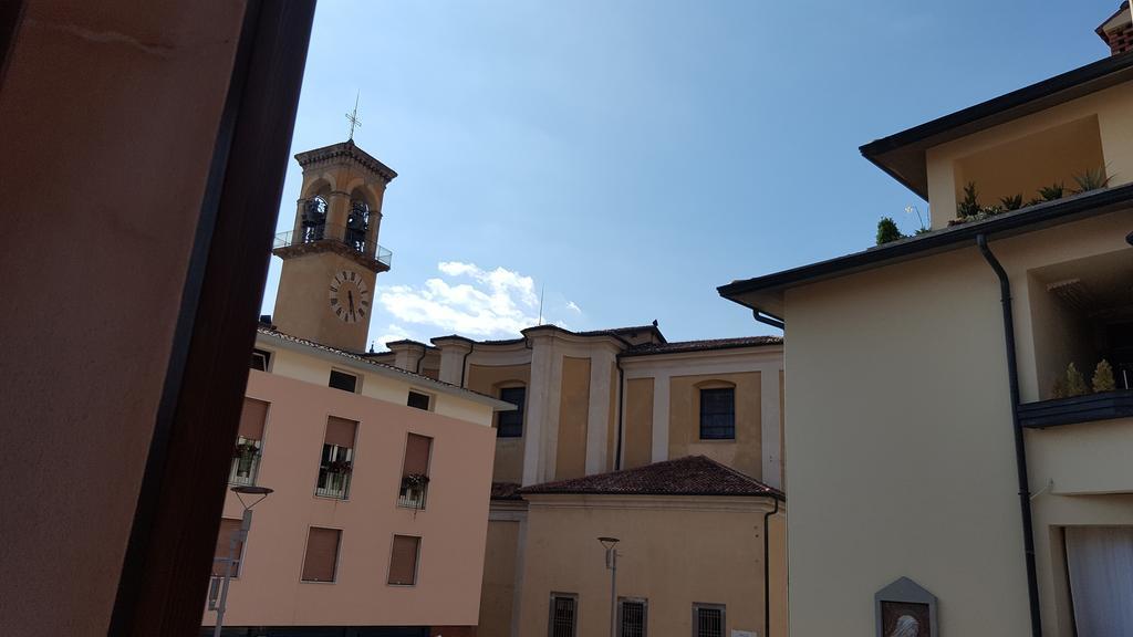 Casa Monchieri Lägenhet Marone Exteriör bild